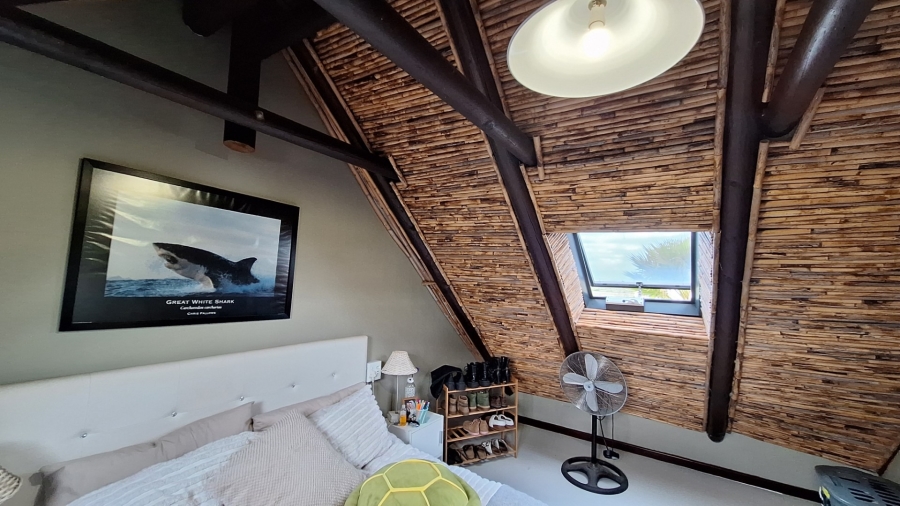 4 Bedroom Property for Sale in Dwarskersbos Western Cape